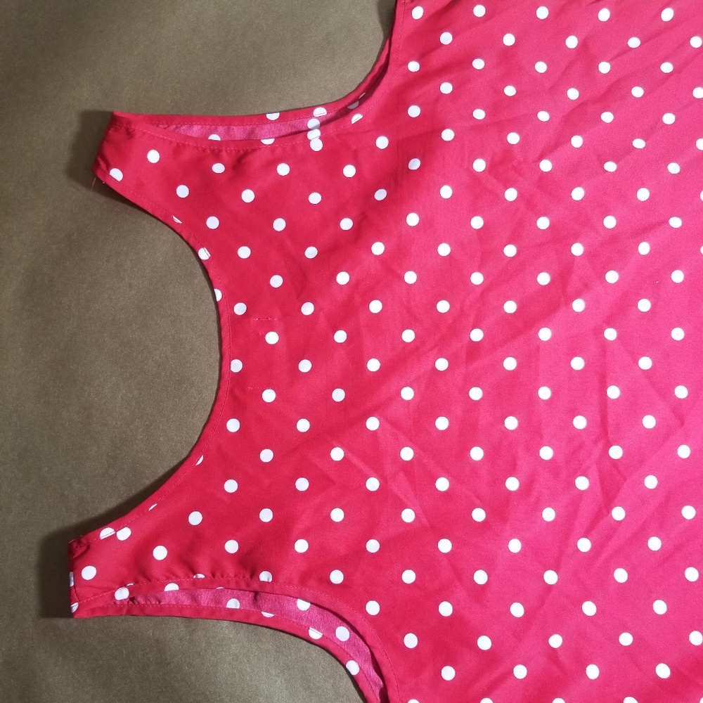 Tops - Picture 5 of 6